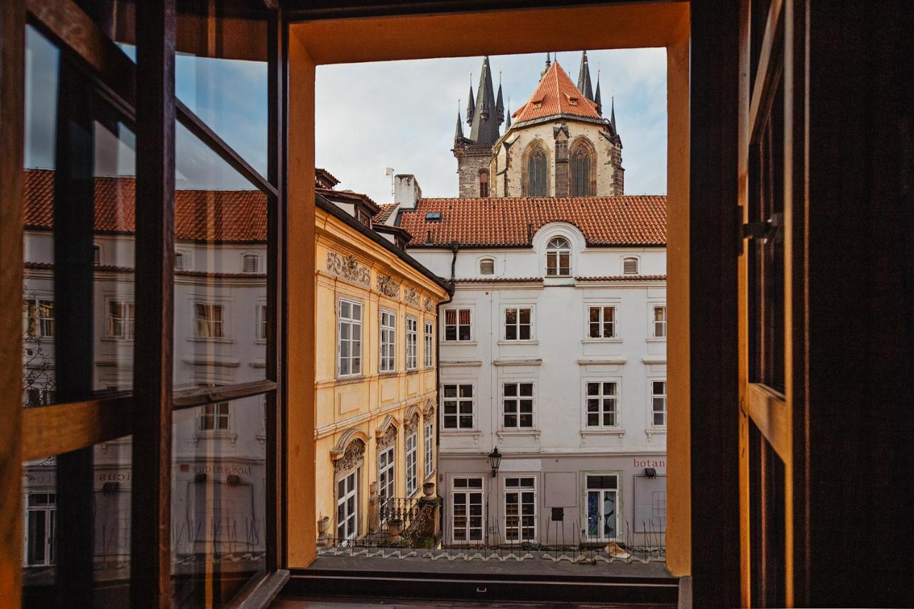 Ferienwohnung U Cerneho Medveda- At The Black Bear Prag Exterior foto