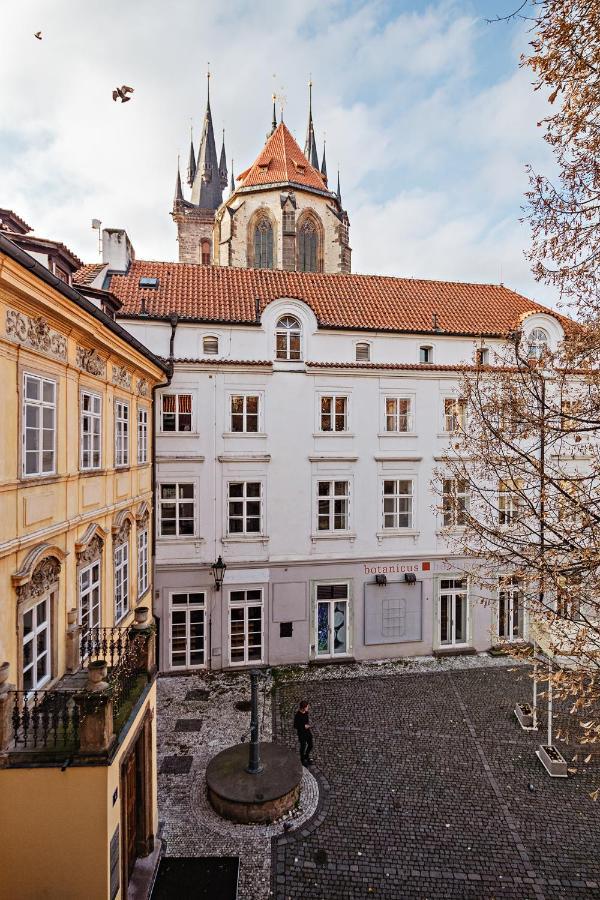 Ferienwohnung U Cerneho Medveda- At The Black Bear Prag Exterior foto